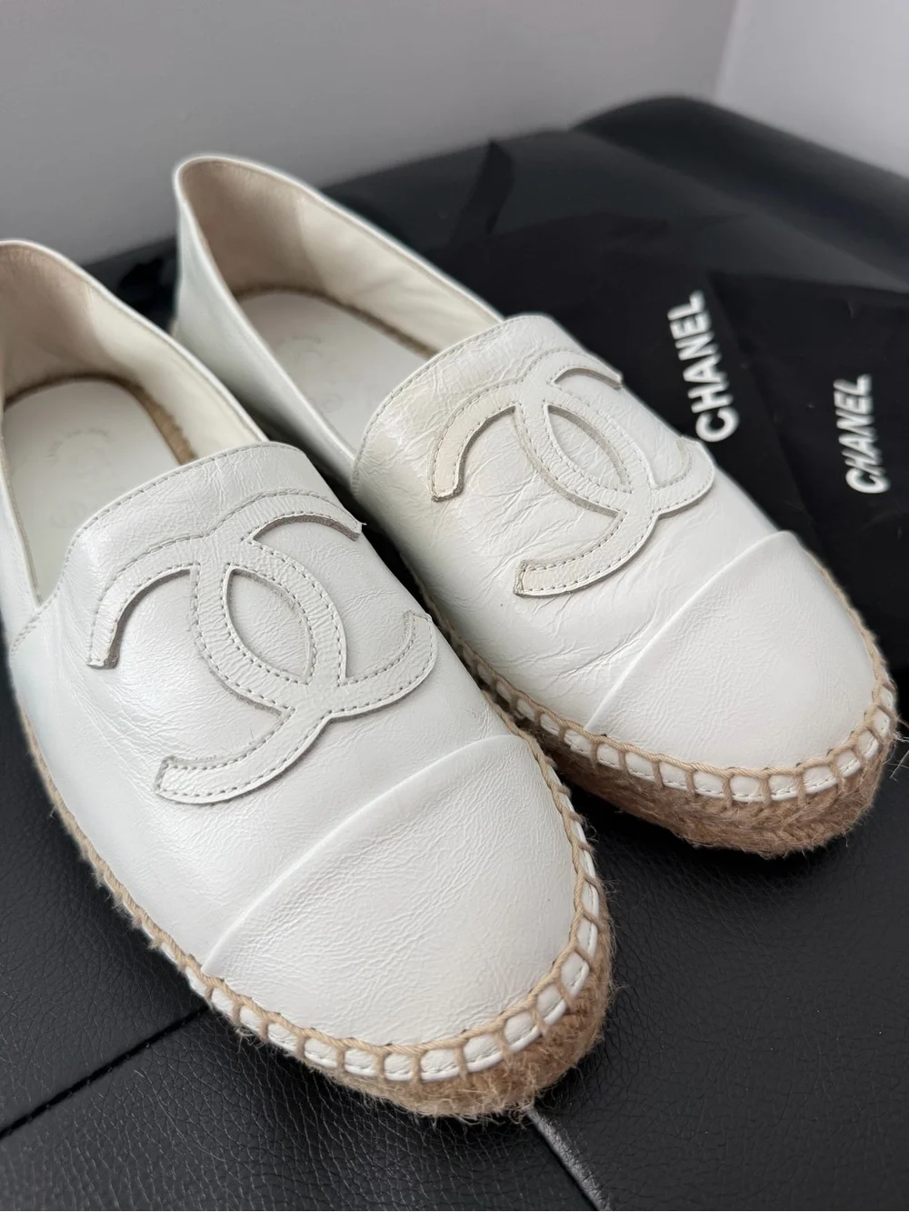 CHANEL White Leather CC Espadrilles Shoes Flats Size 36
